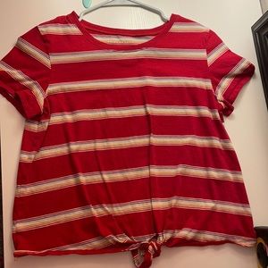 Size medium American Eagle top